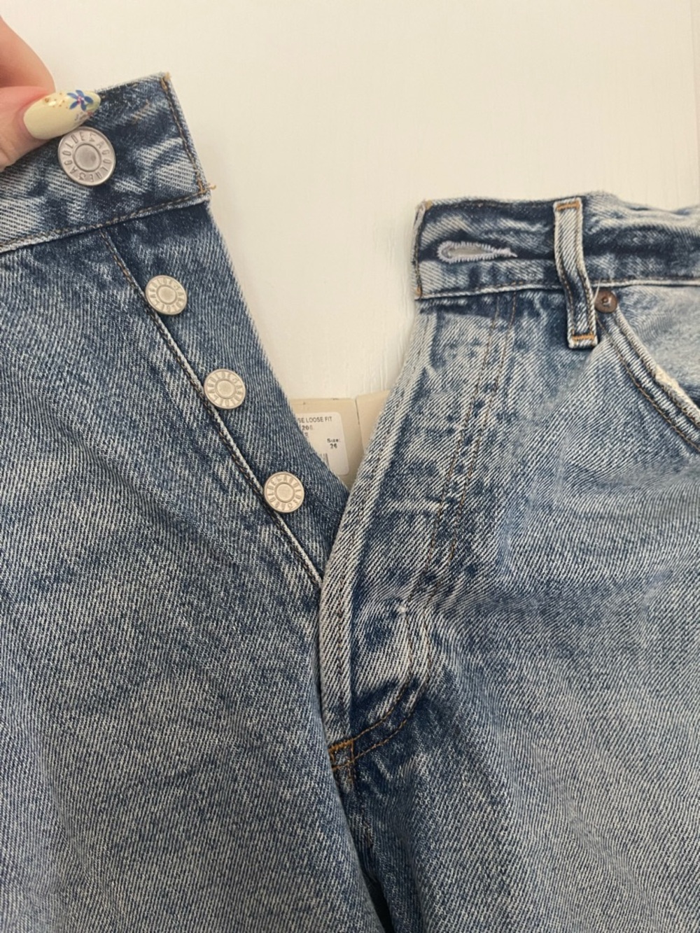 AGOLDE ISOLATE 90’s fit  Distressed Straight-Leg Jeans - Picture 10 of 12